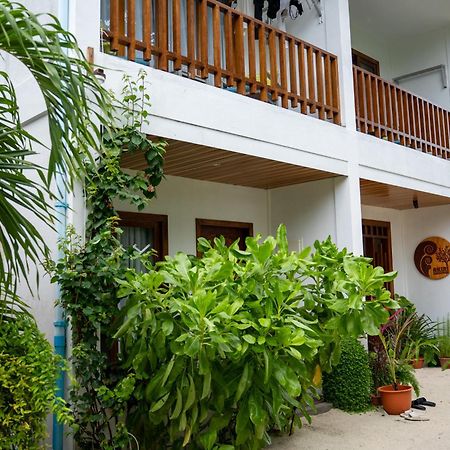 فندق Akiri Dhigurah ديجوراه المظهر الخارجي الصورة